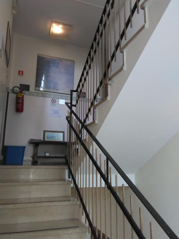 Parini 3*